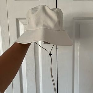 Lululemon Bucket Hat - Size S/M